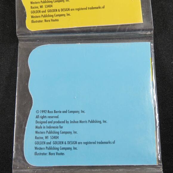 Vintage 1992 Trolls Mini Fun Books Set - Golden Books - Collectible Activity Set - Picture 13 of 16